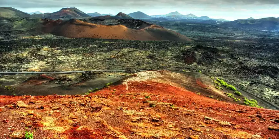 Descubre Lanzarote: Tu guía para una estancia inolvidable en la isla