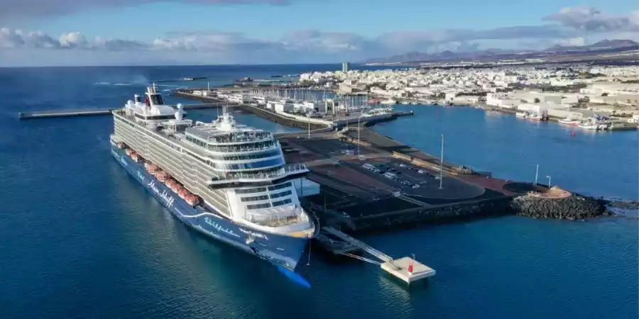 ¿Hay salidas de cruceros desde Lanzarote? 